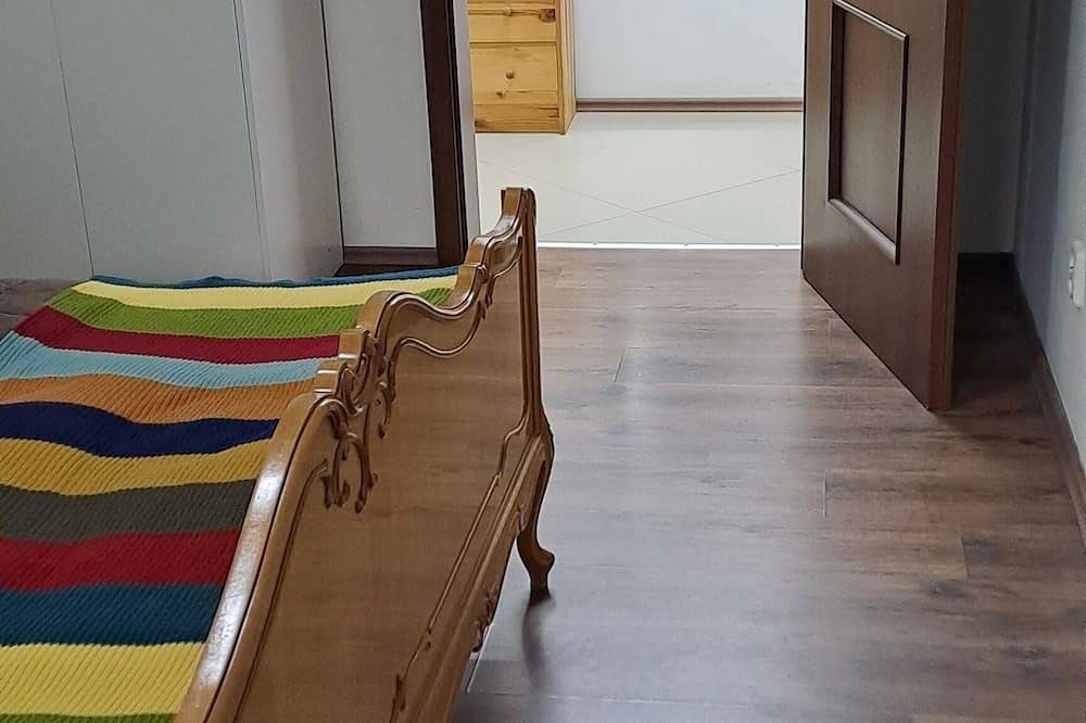 Close to Airport Chopin by the Warsaw circle highway in Warschau, Masowien