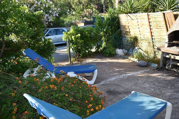 Beach<100m. Air conditioning. Wifi. Enclosed garden. bbc. Parking.opt car. No. of activities in Borgo, Bastia und Umgebung
