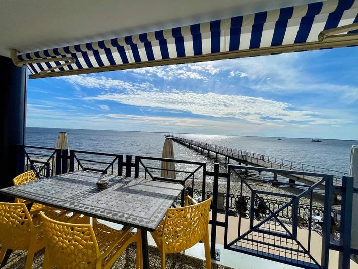 Gîte pour 3 personnes, avec vue et balcon, animaux acceptés dans Plage De La Jetee Andernos Les Bains