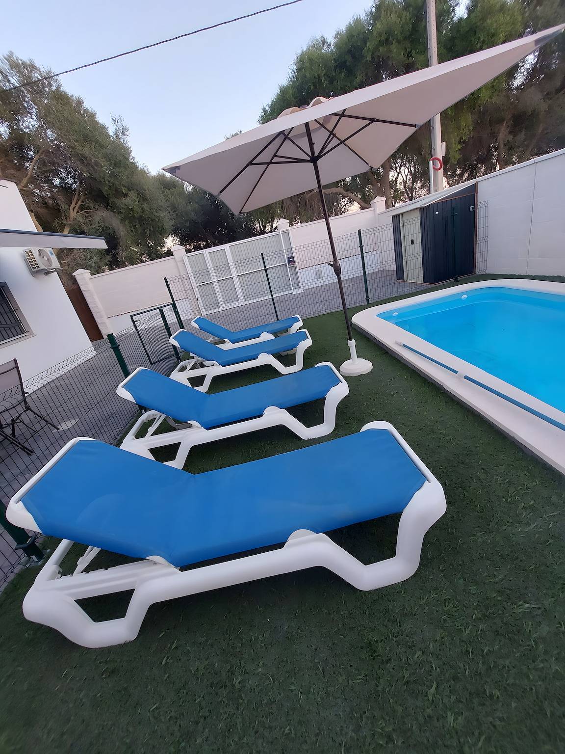 Casa de campo 'Alex 2' con piscina privada, Wi-Fi y aire acondicionado in Zahora, Barbate