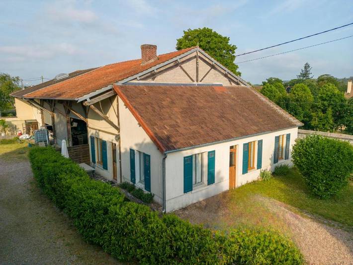 Location de vacances pour 5 personnes, avec vue et jardin à Freneuse - 2