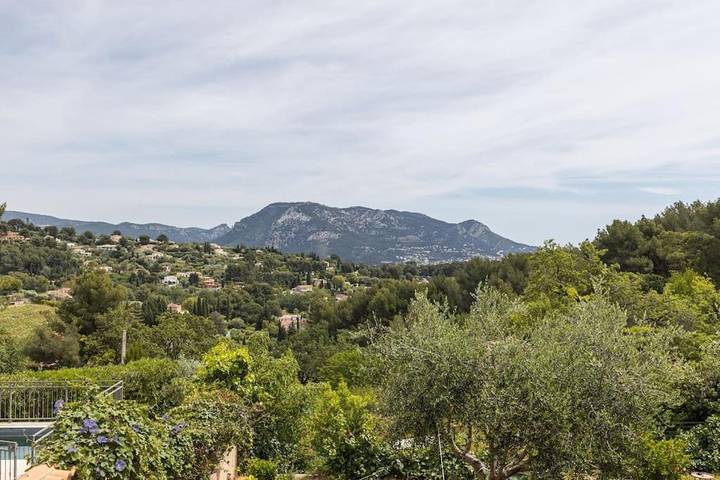 Villa pour 6 personnes, avec vue ainsi que balcon et piscine à Ollioules - 2