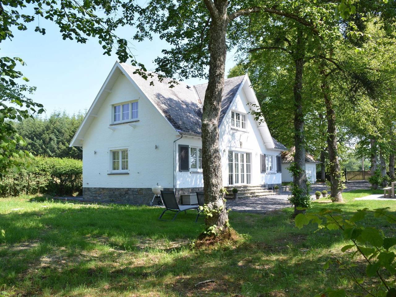 Superb holiday home with garden in Serinchamps (Ciney) in Ciney, Region Namur