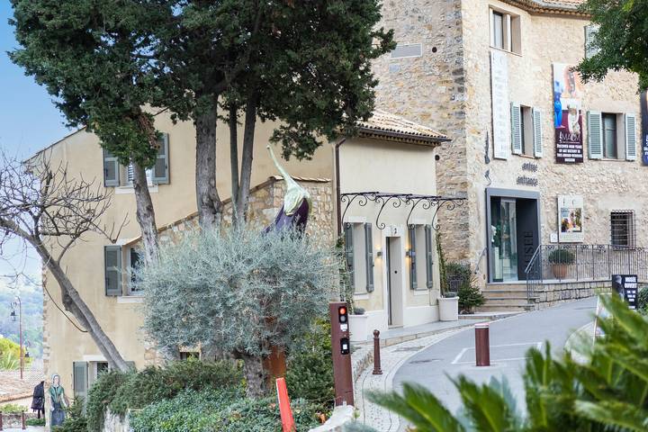 Ferienhaus für 2 Personen, mit Balkon und Terrasse sowie Ausblick in Mougins