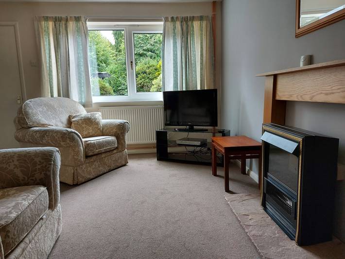 3-Bed Cottage, Sleeps 4, 20 mins to Northampton in Blisworth, Northamptonshire