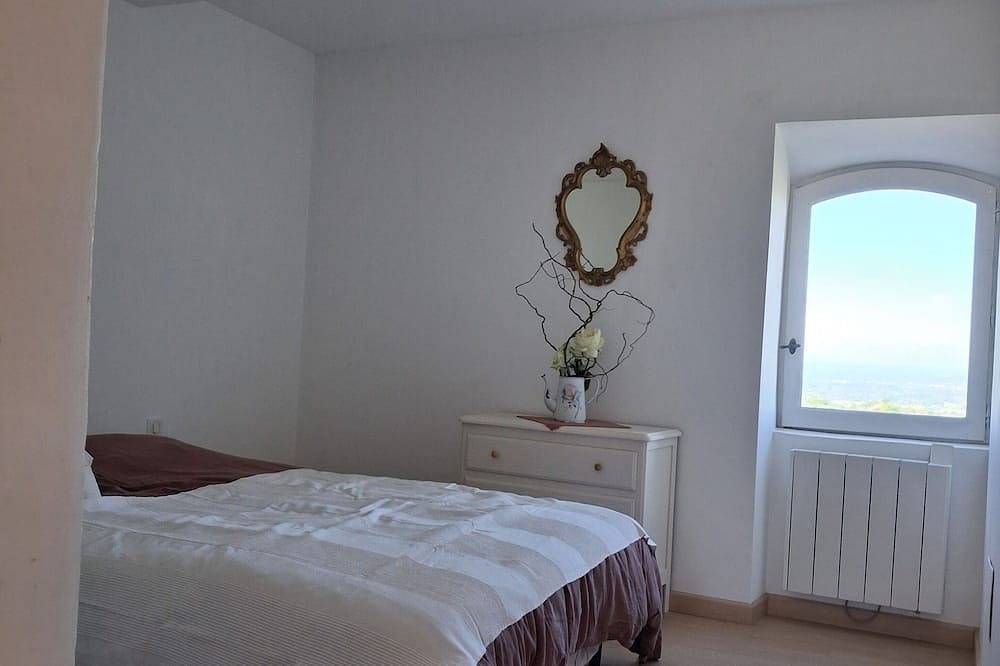 Country house in Ménerbes, Parque natural regional del Luberon