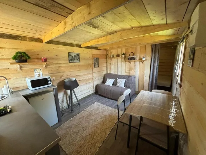 Apartamento de vacaciones para 5 personas, con vistas además de piscina y terraza - 1