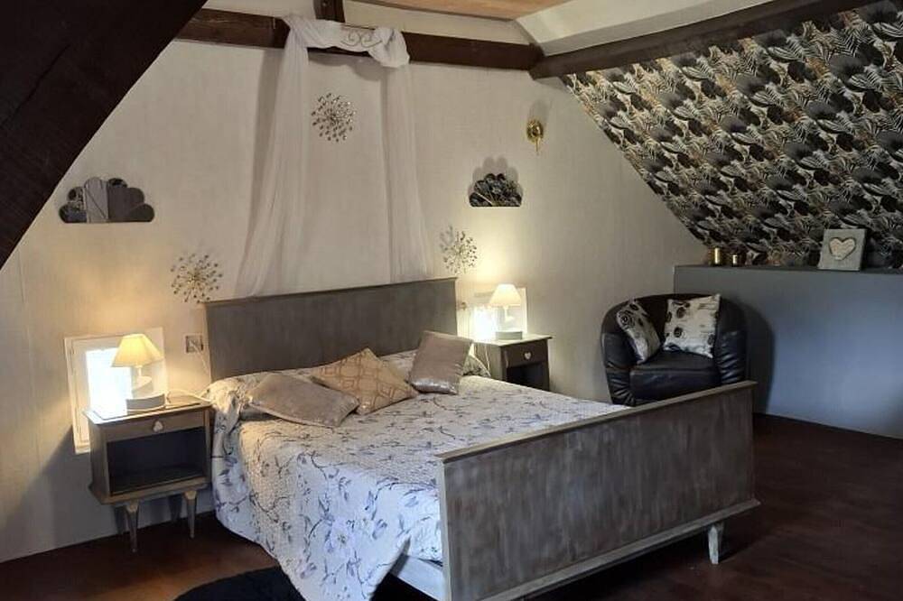 Maison de campagne proche de la Dordogne avec grand jardin et cheminée in Sainte-Mondane, Quercy