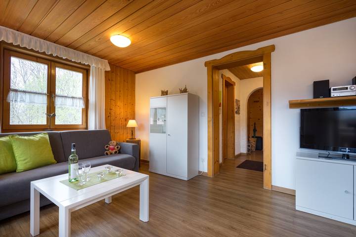 Ferienwohnung für 3 Personen, mit Balkon und Garten in Oberstdorf - 2
