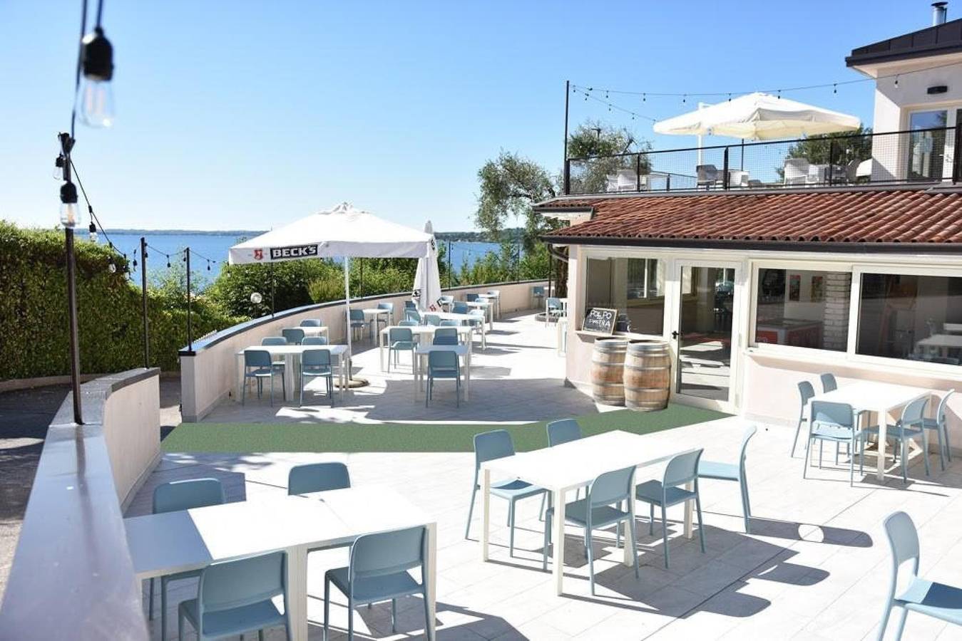 Mobile home im Caravanpark della Colombaia in Padenghe sul Garda, Gardasee-Berge
