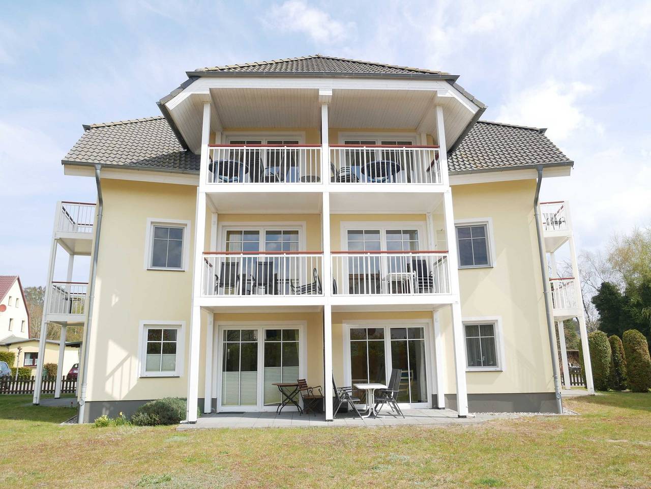 Ganze Ferienwohnung, Bernsteinhaus Wohnung 3 mit 2 Balkonen & Kamin - Bernstein Haus Wohnung 3 in Kölpinsee, Loddin