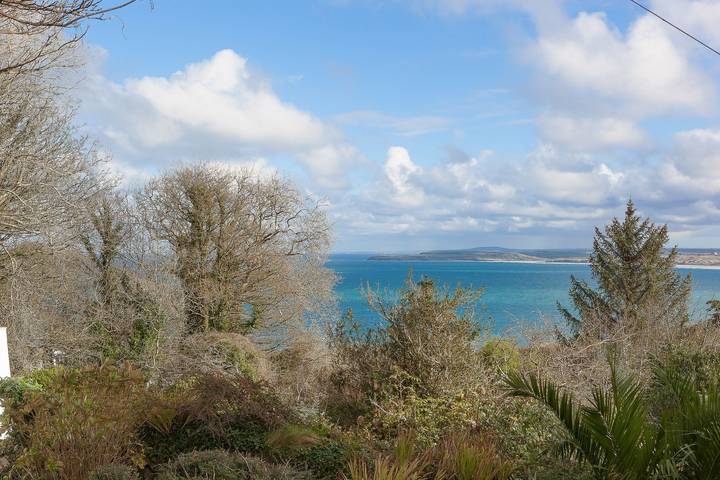 Log cabin for 4 people, with Terrace and Garden in Carbis Bay
