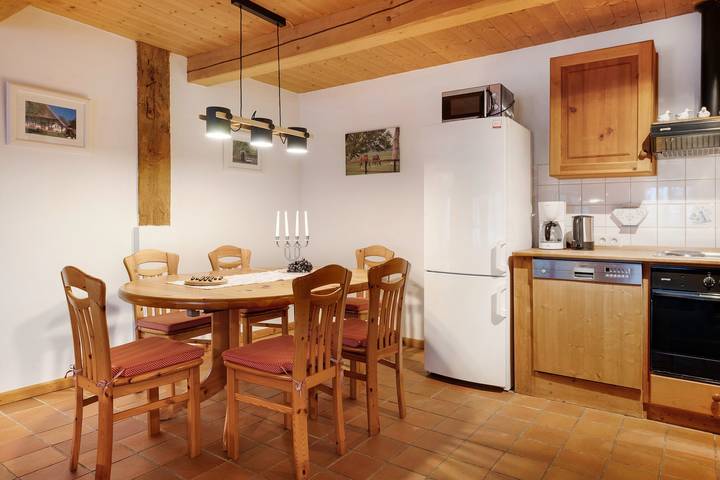 Ganze Wohnung, Ferienwohnung 'Haus Mühlenhof 5' mit Gemeinschaftsgarten und Wi-Fi in Hillgroven, Kreis Dithmarschen