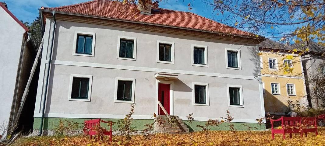 Ferienhaus für 8 Personen, mit Terrasse und Ausblick sowie Seeblick