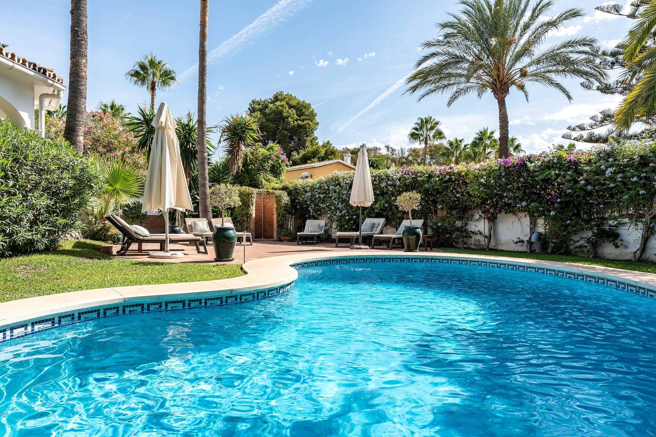 Nice villa caribplaya in Carib Playa, Marbella