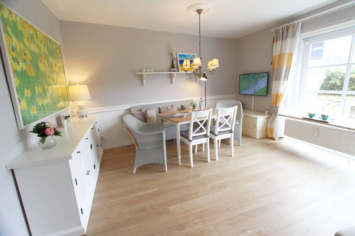 Ganze Wohnung, Hochwertig eingerichtetes Ferienappartement hinter den Dünen in Wenningstedt in Wenningstedt, Sylt