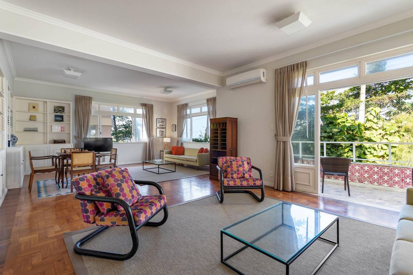 Entire apartment, Literary sanctuary, near Arpoador | Fco501 in Copacabana, Rio de Janeiro