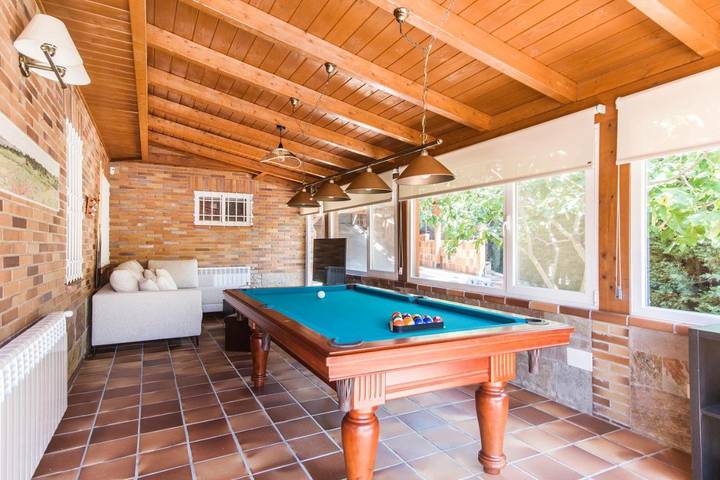 Chalet para 14 personas, con jardín además de piscina y vistas en Cuenca del Guadarrama - 3