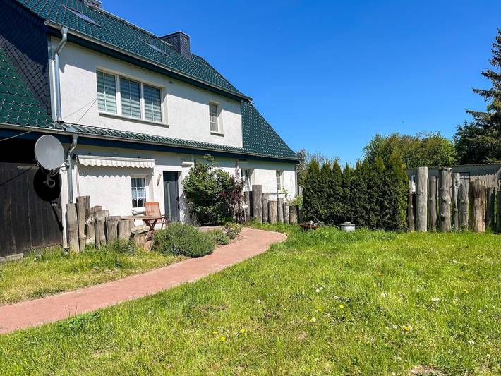 Ferienwohnung für 4 Personen, mit Terrasse und Garten