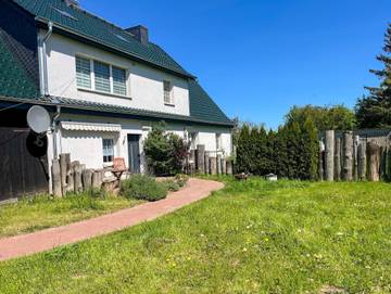Ferienwohnung für 4 Personen, mit Garten und Terrasse, kinderfreundlich in Saal