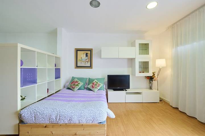 Appartement entier, Precioso loft junto Barcelona Centro y playa in Badalona, Barcelonès