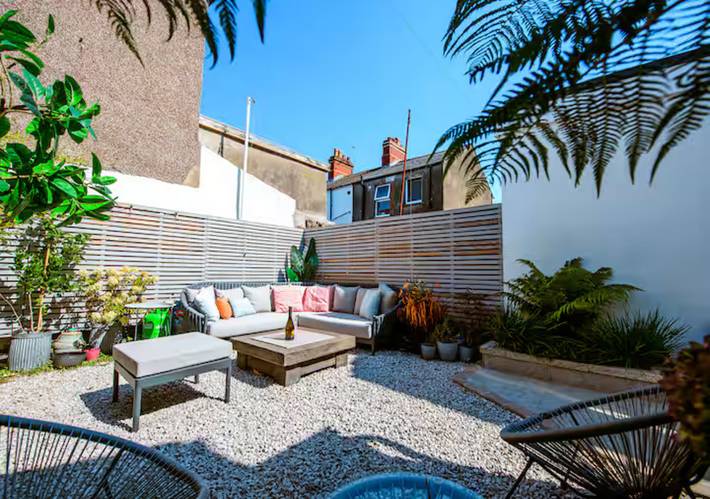 Modern 2Br Cardiff Home | 2 Bath, Close to Centre - Pass the Keys in Cardiff, Cardiff region