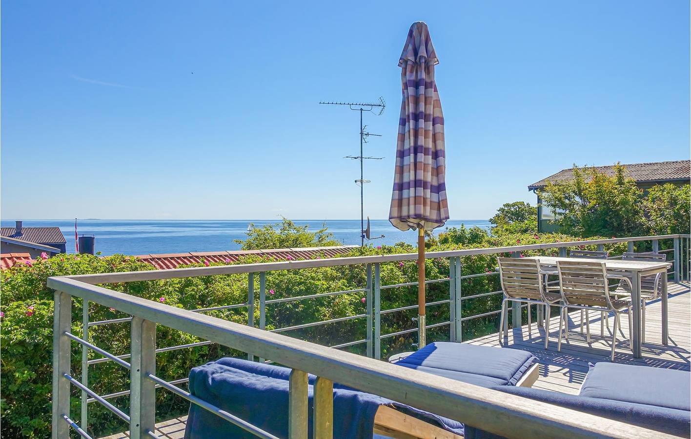 Ferienhaus für 4 Personen mit Terrasse in Sandkås, Allinge