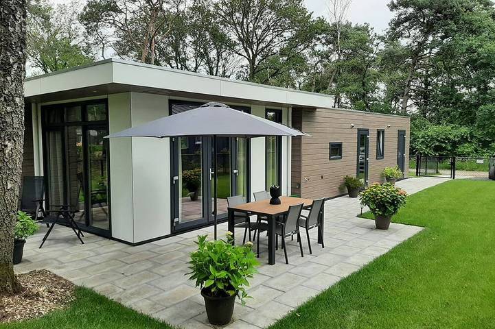 Chalet für 4 Personen, mit Garten und Terrasse - 1