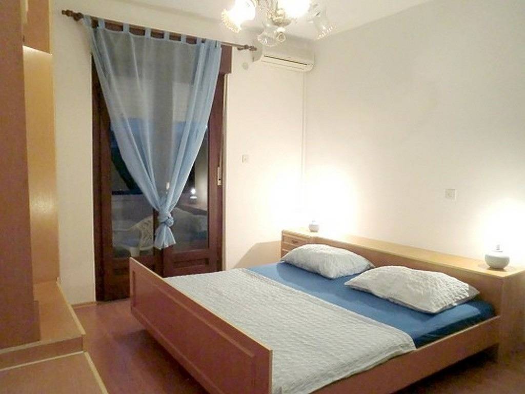 Ganze Wohnung, 1-Zimmer-Ferienwohnung mit Balkon und Meerblick Banjol, Rab A-16645-c in Plaža Banjol, Banjol