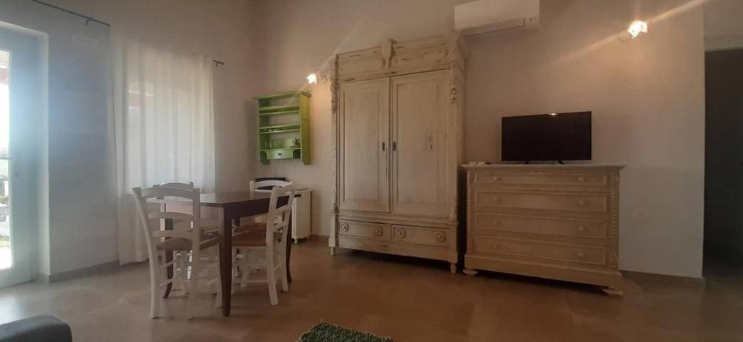 Location de vacances pour 2 personnes, avec vue ainsi que jardin et piscine, animaux acceptés à Sassari - 4