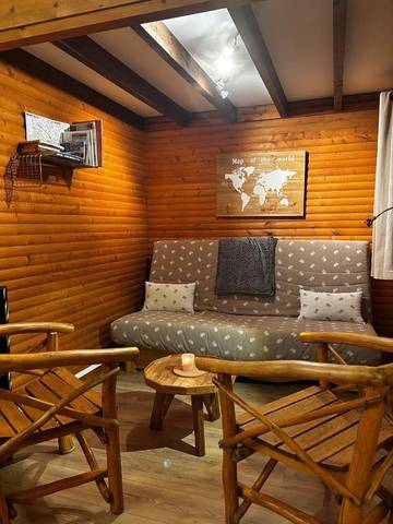 Maison de campagne pour 4 personnes, avec balcon et vue à Corbeny