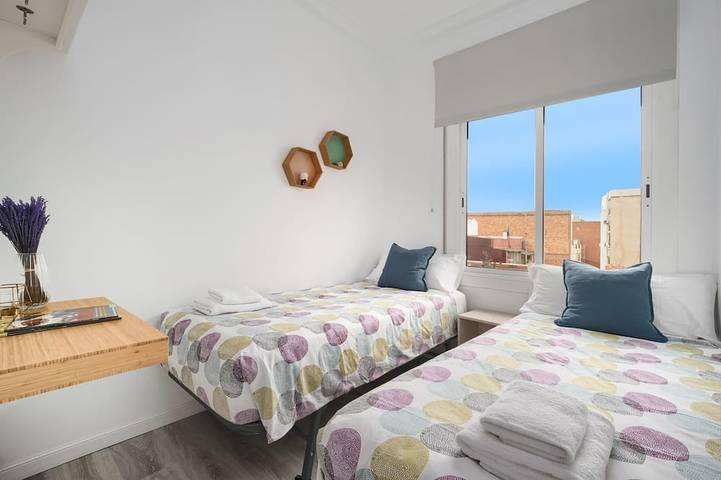 Apartamento entero, Cosy Sants Apartment in Centro Barcelona, Barcelona