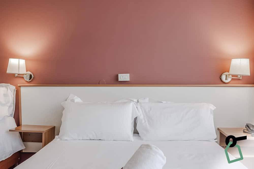 Camera Quadrupla | Hotiday Hotel Celle Ligure in Celle Ligure, Riviera di Ponente