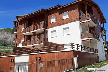Gîte pour 4 personnes, avec terrasse dans Valberg (Niza)