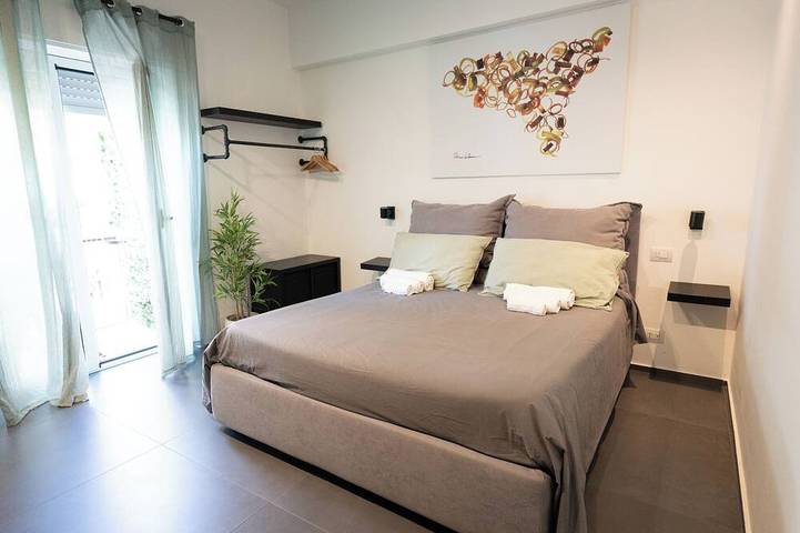 Apartamento entero, Oktò apartments Milazzo: Double Room with Private Bathroom in Milazzo, Provincia de Messina