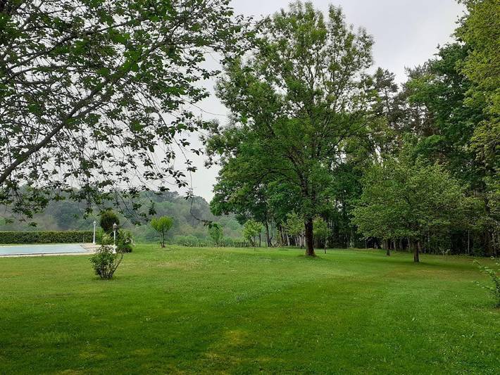 Chambre d’hôte pour 4 personnes, avec jardin ainsi que piscine et jacuzzi en Dordogne - 2