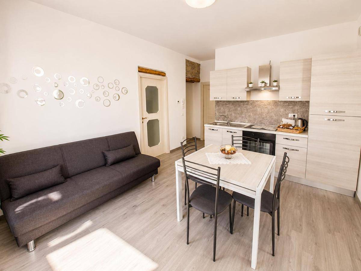 Appartement entier, Lescen White Residence - Lake View in Bagnana (Lezzeno), Lezzeno