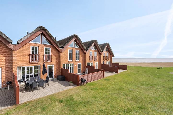 Ferienhaus mit Meerblick für 8 Personen, mit Balkon und Whirlpool auf Rømø