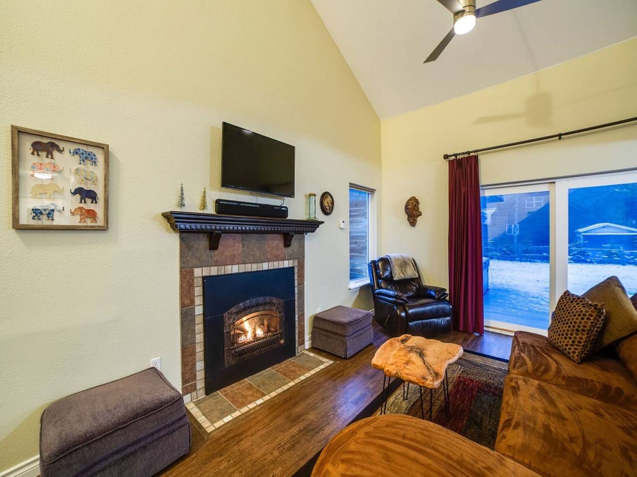 Luxus-Ferienhaus mit Whirlpool, Haustiere Ok in Glacier, Mount Baker-Snoqualmie Nationalwald