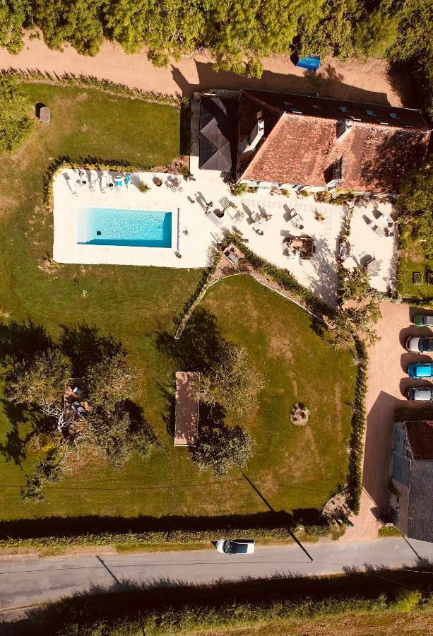 Chambre d’hôte pour 2 personnes, avec jardin et piscine dans la Creuse - 4
