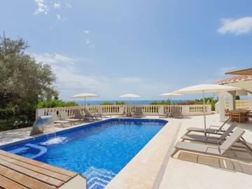 Villa in Alaior Municipality, Coast of Menorca für 12 