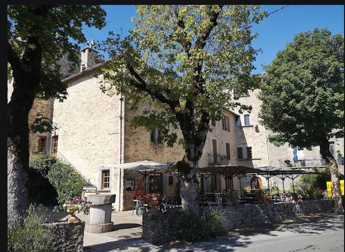 Location de vacances pour 10 personnes, avec terrasse et vue, animaux acceptés à Nages - 3