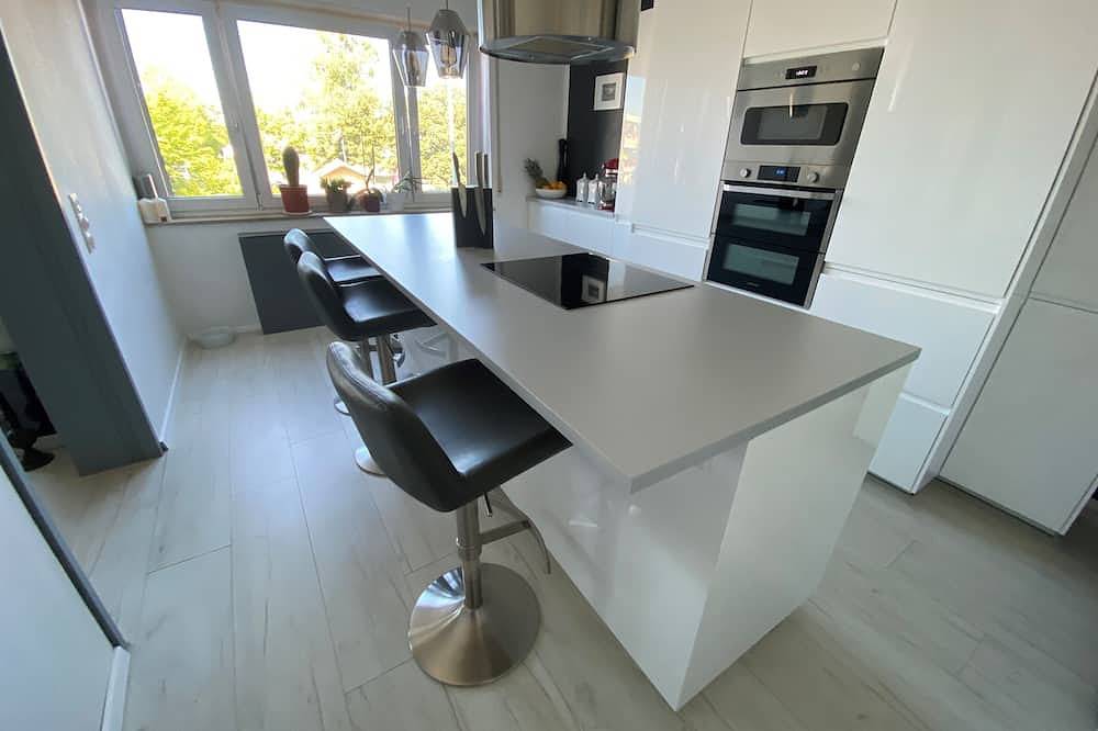 Ganze Wohnung, Design 3 Zimmer Appartement Messe/Airport in Steinenbronn, Landkreis Böblingen