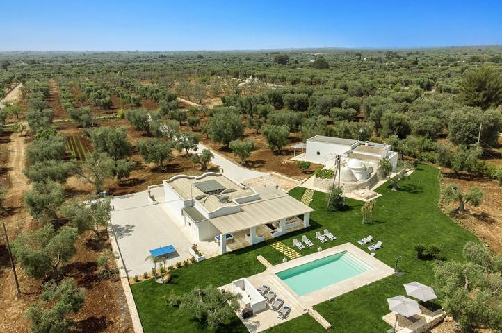 Agriturismo per 10 persone, con giardino a San Michele Salentino