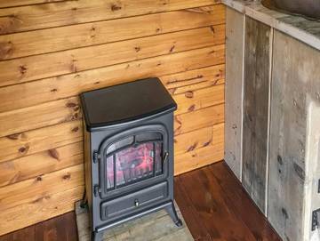 Glamping for 4 People in Ceredigion, Mid-Wales, Photo 3