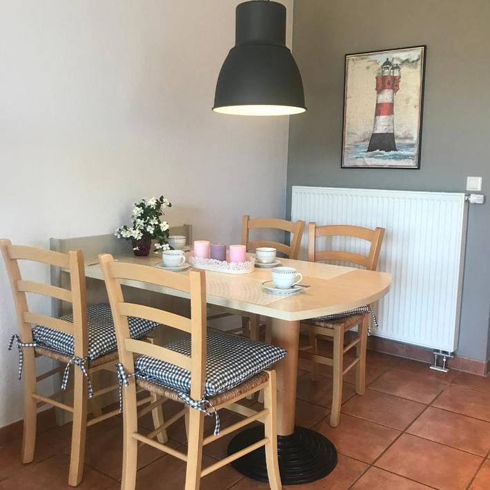 Ferienwohnung für 4 Personen, mit Terrasse und Garten sowie Seeblick und Ausblick in Sagard - 2