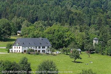 Cottage pour 2 personnes, avec jardin à Orbey