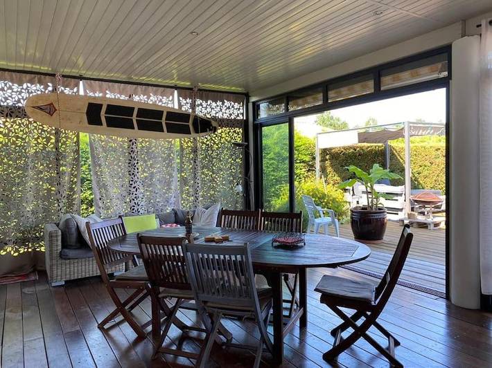 Location de vacances pour 8 personnes, avec terrasse ainsi que jardin et piscine à Cénac - 3