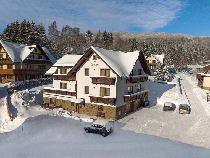 Ferienhaus für 4 Personen, mit Balkon und Terrasse sowie Garten und Ausblick in Spindlermühle - 2