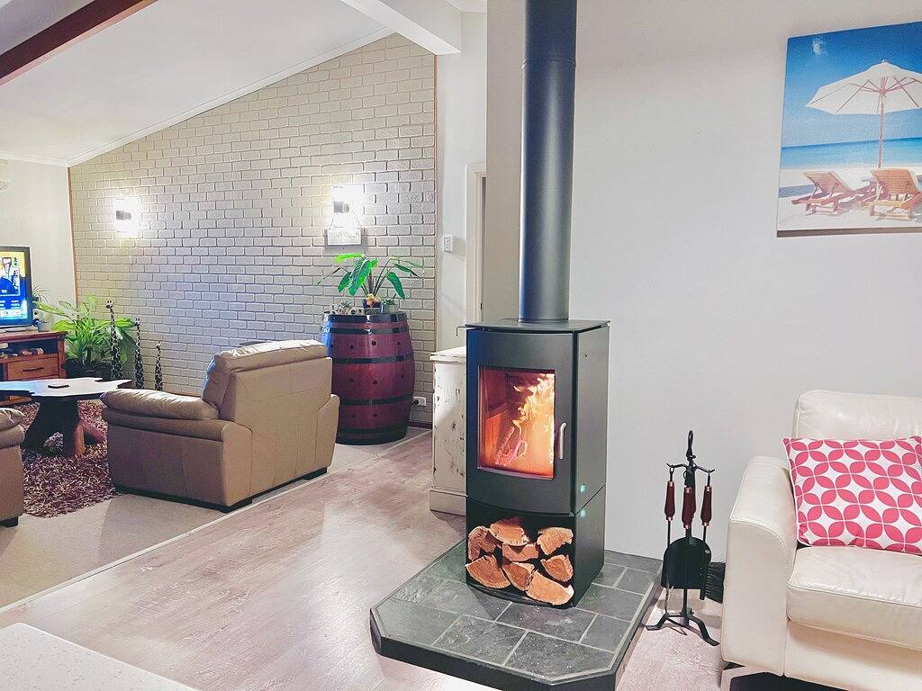 Footprints in the Sand, Silver Sands Beach House in Aldinga Beach, City of Onkaparinga
